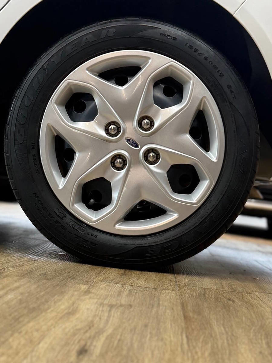 Used 2013 Ford Fiesta SE FWD image 11