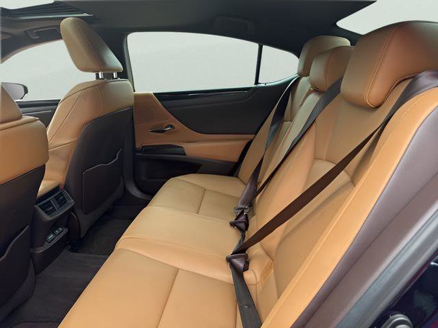 Used 2019 Lexus ES 350 w/ Premium Package FWD image 25
