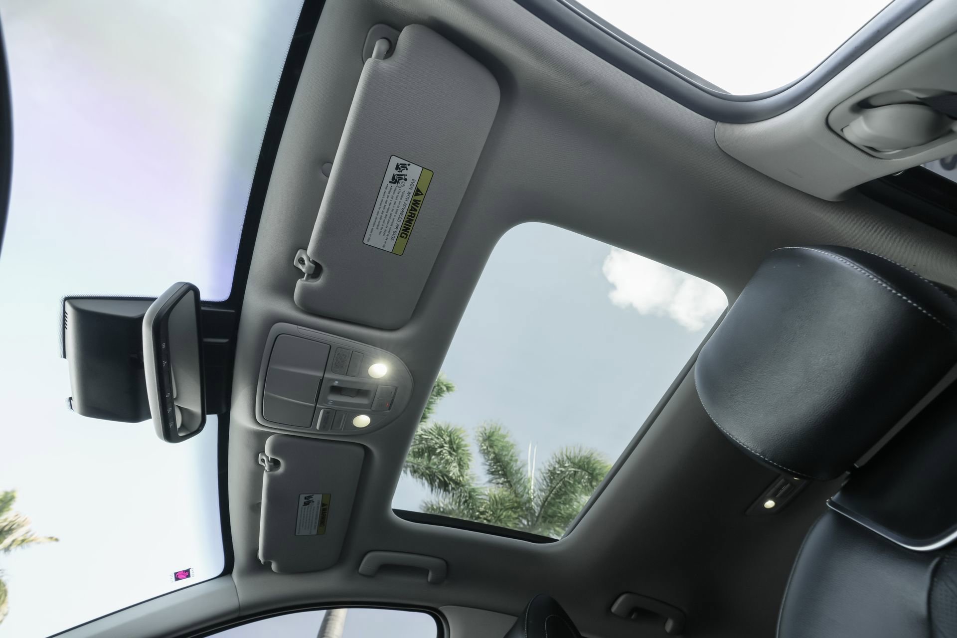 Used 2021 Genesis G70 2.0T w/ Elite Package image 22