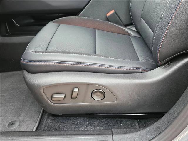 New 2025 Chevrolet Equinox EV RS image 4