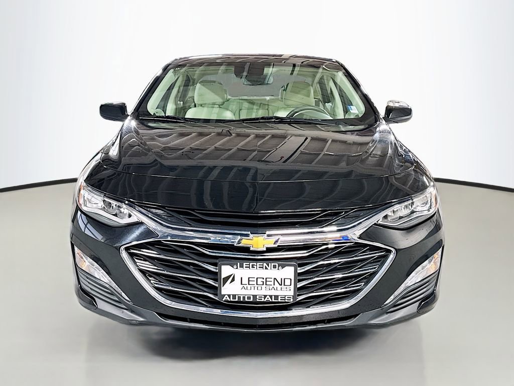 Used 2024 Chevrolet Malibu LT FWD image 2