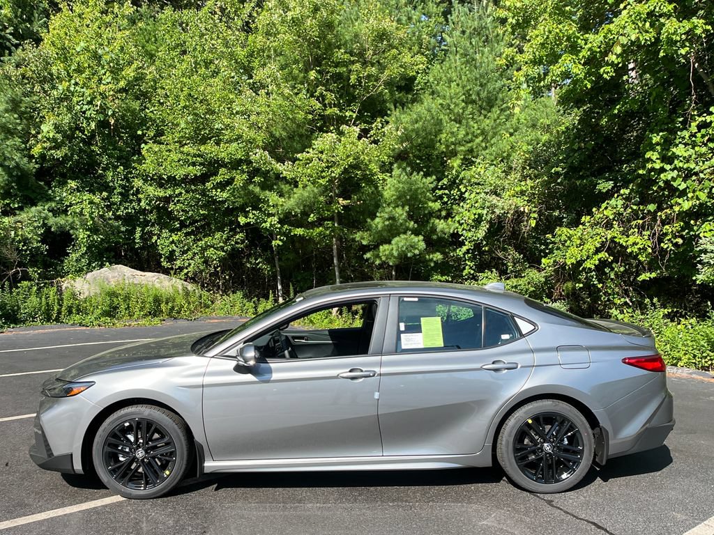 New 2026 Toyota Camry SE w/ Convenience Package AWD/4WD video 2