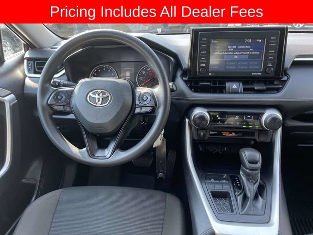Used 2022 Toyota RAV4 LE FWD image 14
