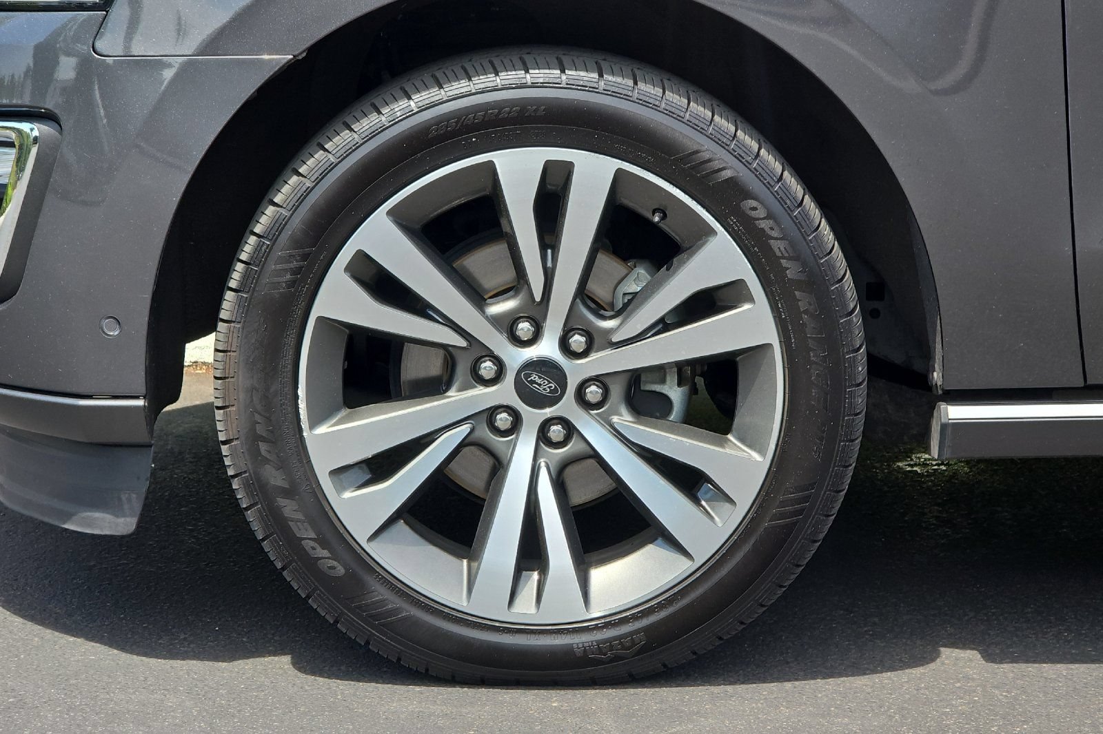 Used 2020 Ford Expedition Limited w/ Equipment Group 302A AWD/4WD image 27