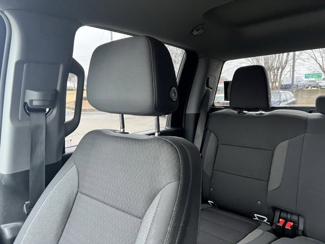 Used 2024 Chevrolet Silverado 2500 Custom w/ Custom Value Package image 16