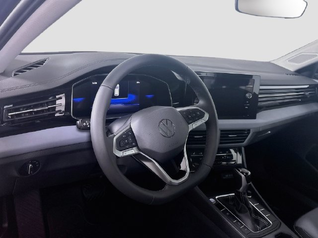 New 2027 Volkswagen Jetta SE FWD image 9