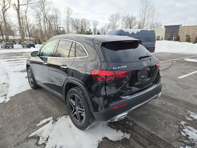 New 2026 Mercedes-Benz GLA 250 4MATIC image 5