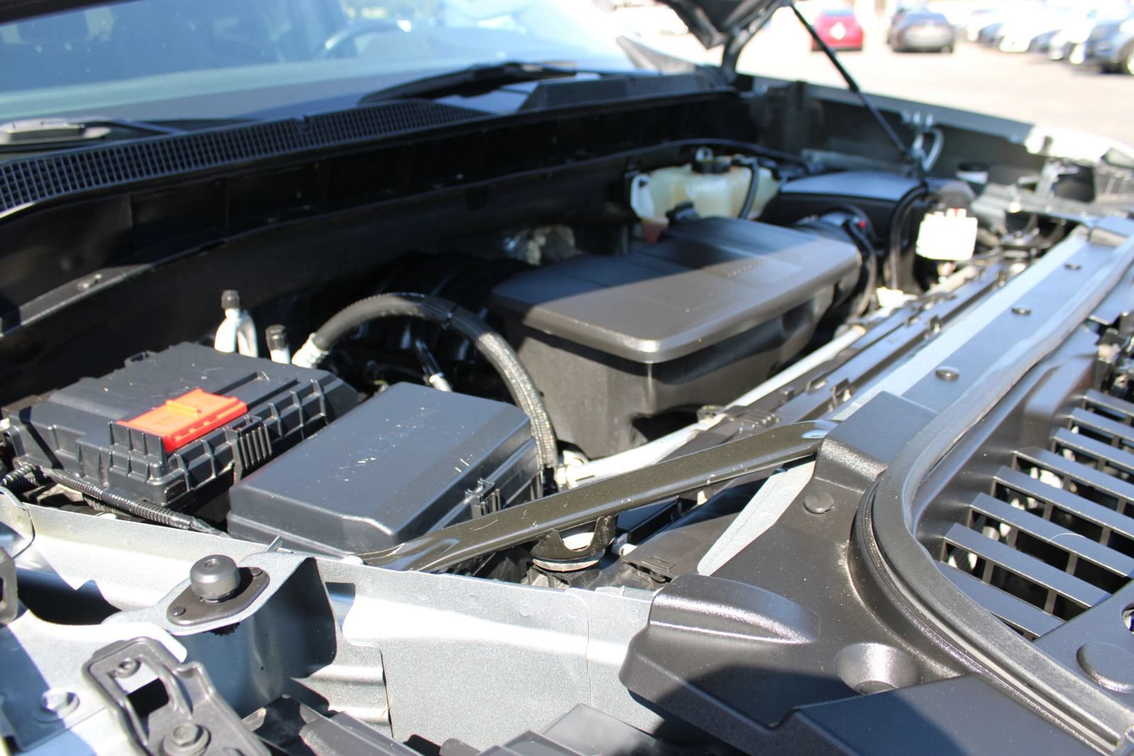 Used 2025 Chevrolet Silverado 1500 LT RWD image 34