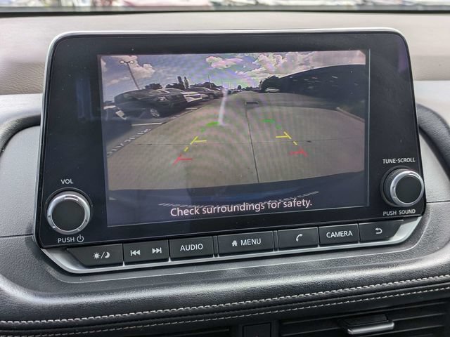 Used 2023 Nissan Rogue SV FWD image 22
