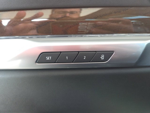 Used 2025 Cadillac Escalade Sport Platinum AWD/4WD image 14