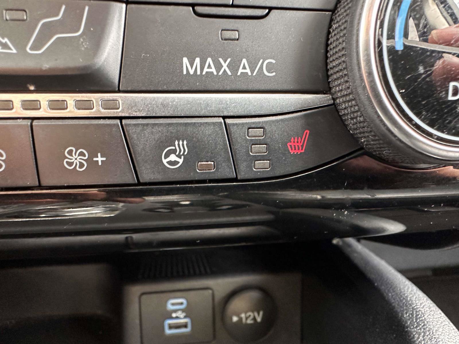 Certified 2022 Ford Escape SEL AWD/4WD image 25