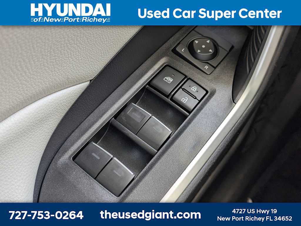Used 2024 Toyota RAV4 XLE w/ Convenience Package image 35