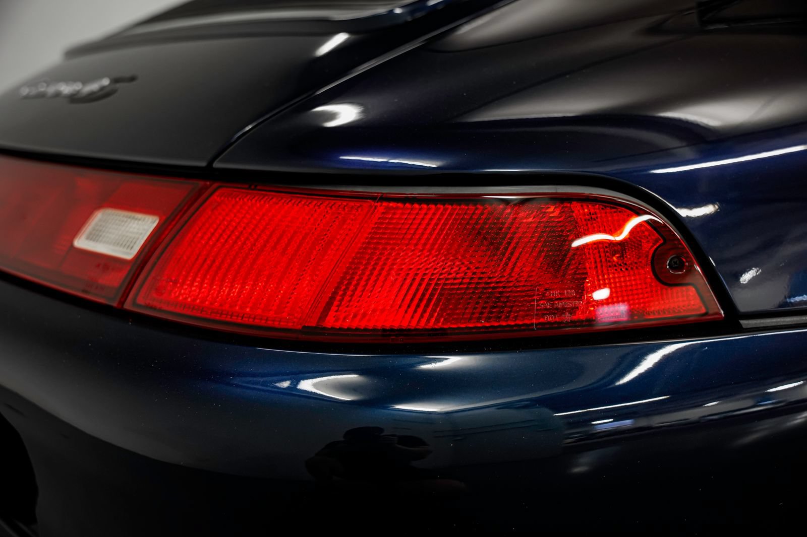 Used 1996 Porsche 911 Carrera 4S AWD/4WD image 37