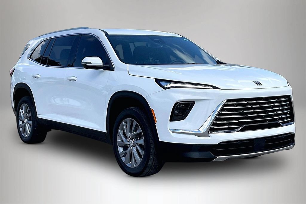 Used 2025 Buick Enclave Preferred FWD image 1