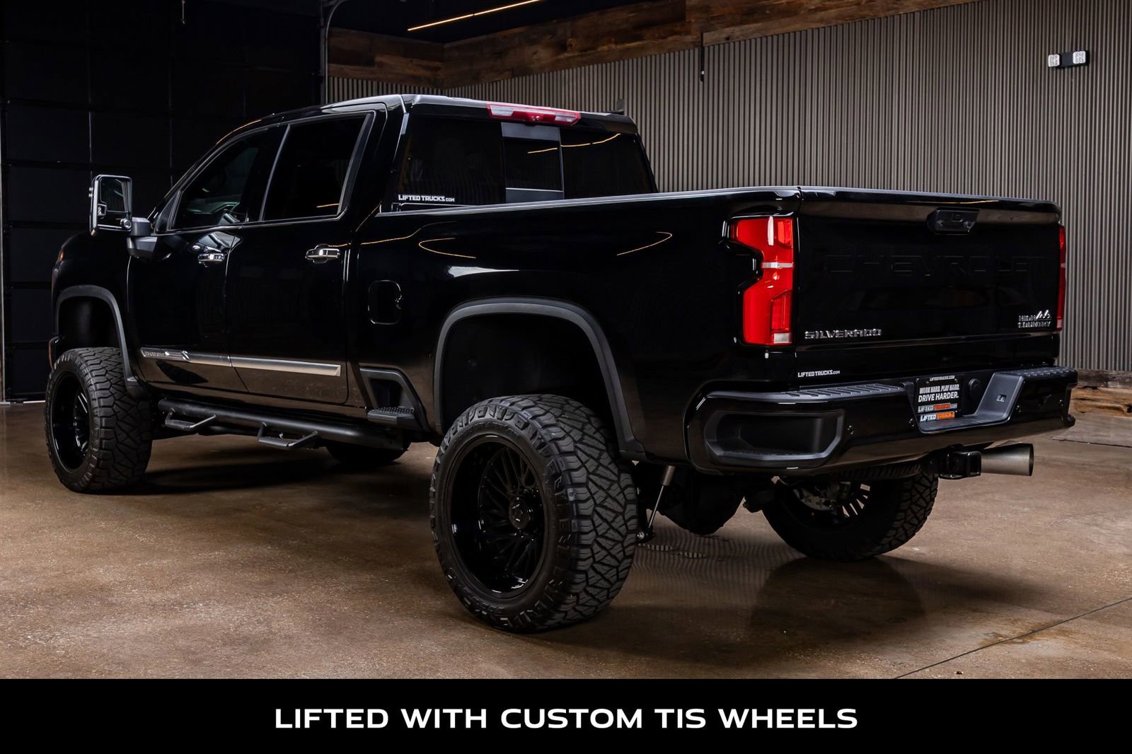 Used 2025 Chevrolet Silverado 2500 High Country w/ High Country Premium Package image 6