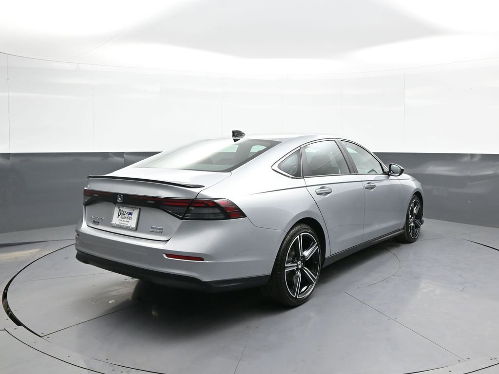 Certified 2025 Honda Accord Sport image 6
