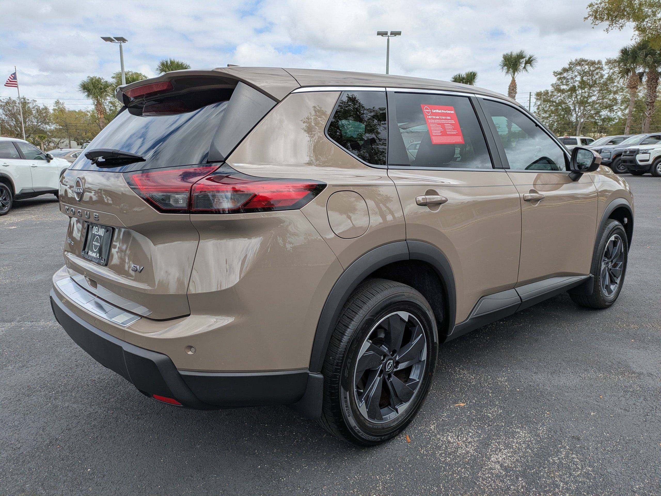 Certified 2024 Nissan Rogue SV image 3