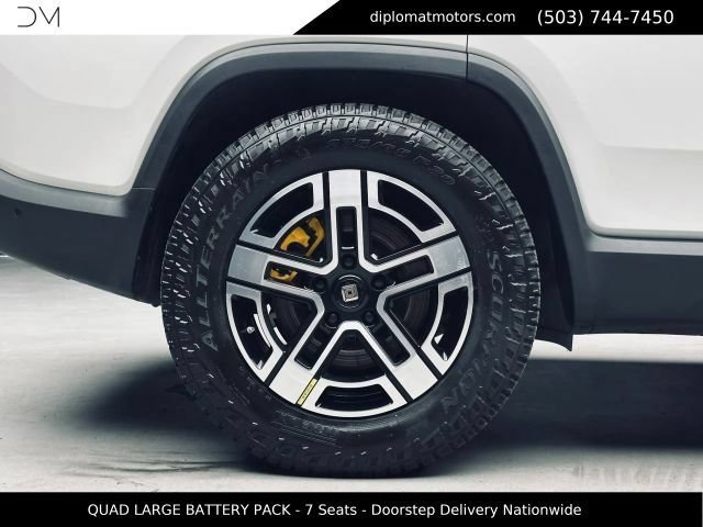 Used 2023 Rivian R1S Adventure AWD/4WD image 40