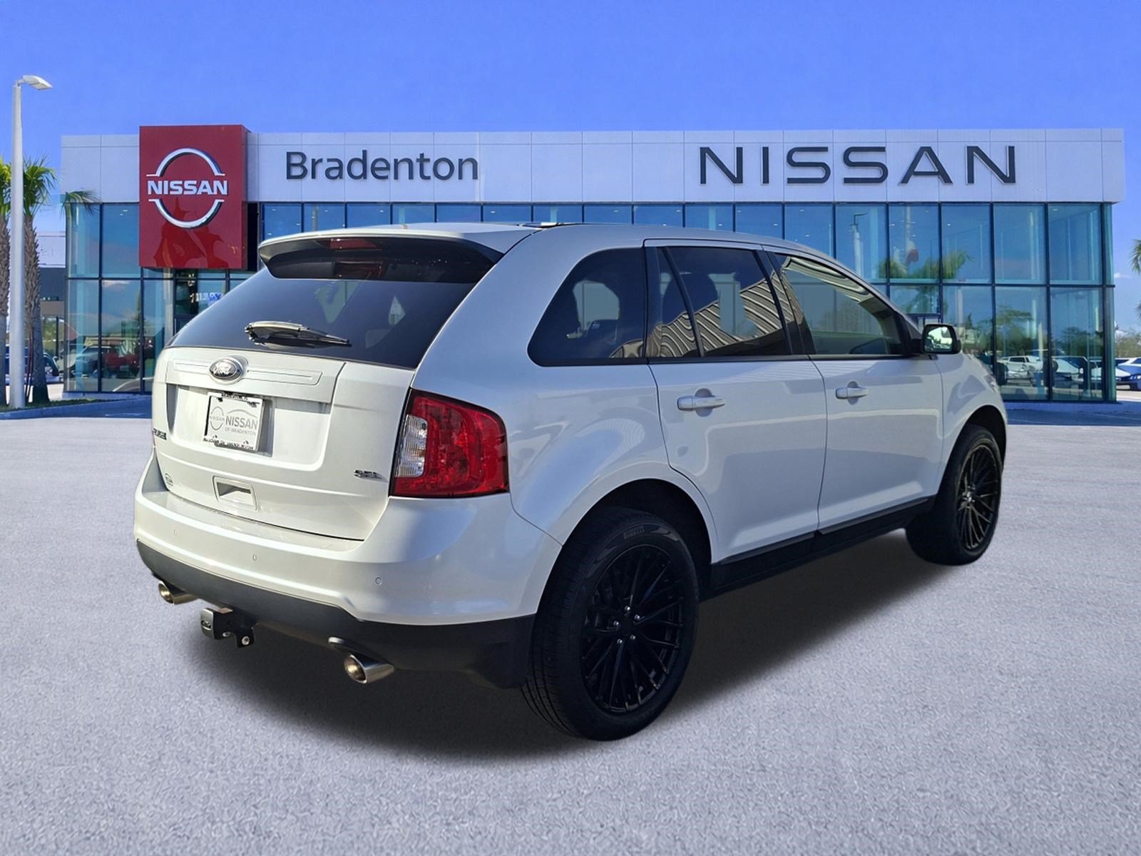 Used 2014 Ford Edge SEL w/ Equipment Group 205A FWD image 5