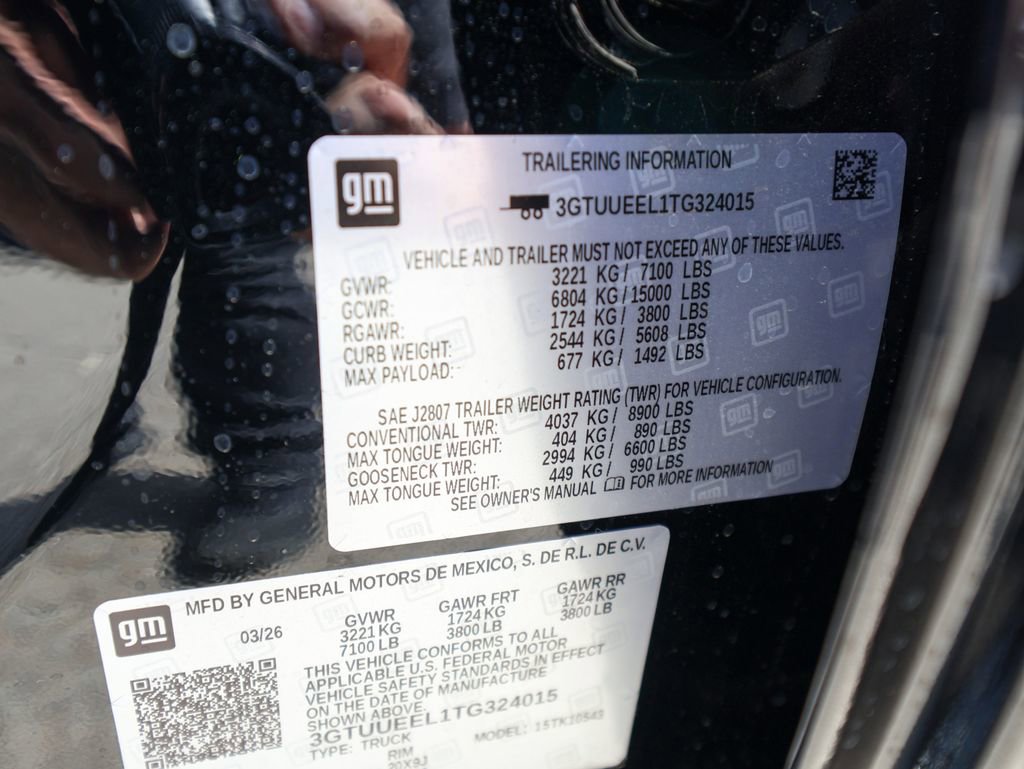 New 2026 GMC Sierra 1500 AT4 w/ AT4 Premium Package AWD/4WD image 39