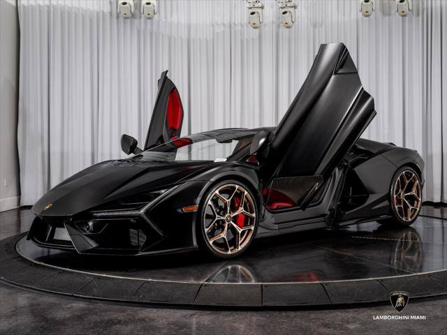 Used 2025 Lamborghini Revuelto AWD/4WD image 9