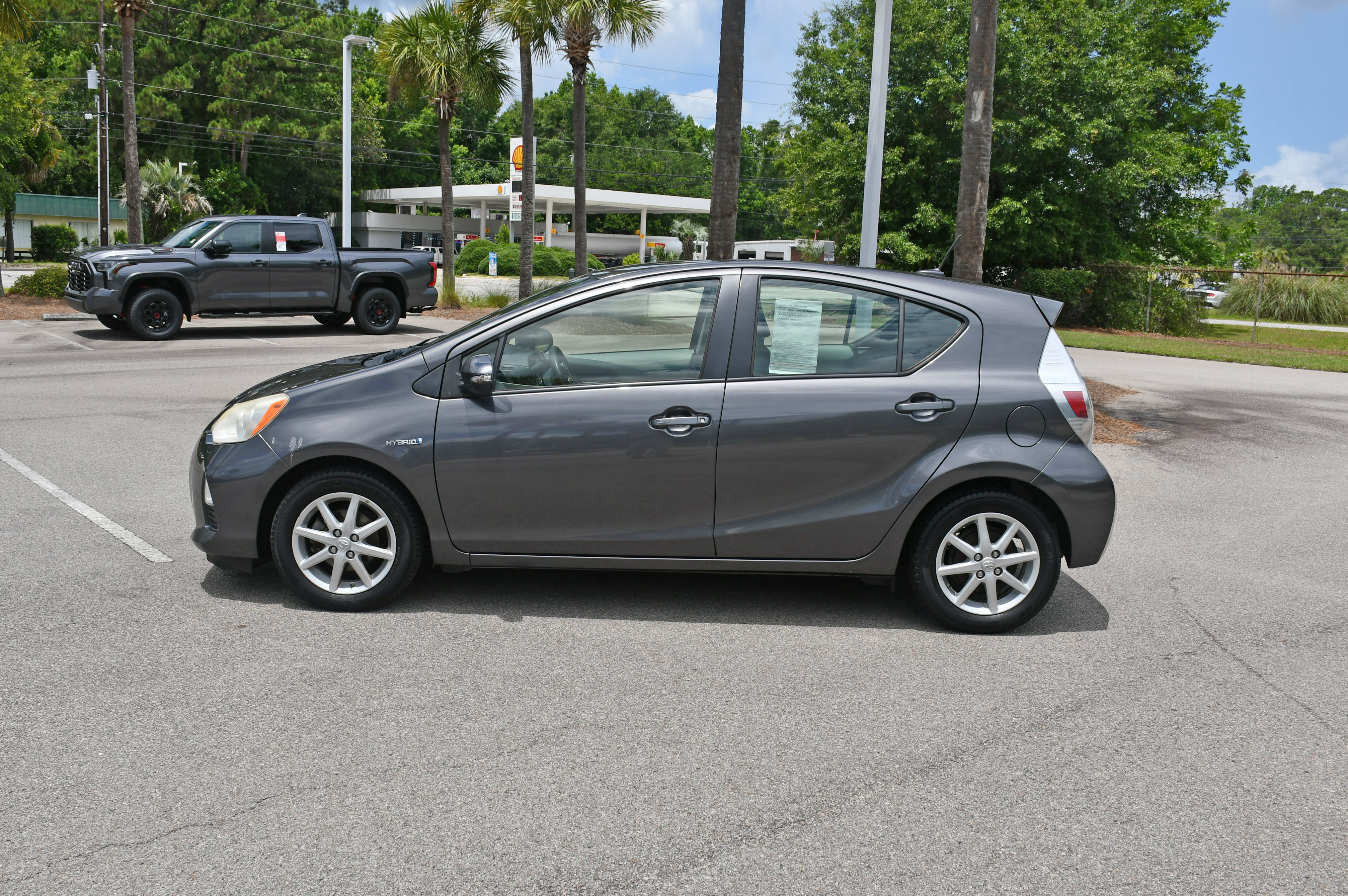Used 2013 Toyota Prius C Three FWD image 5