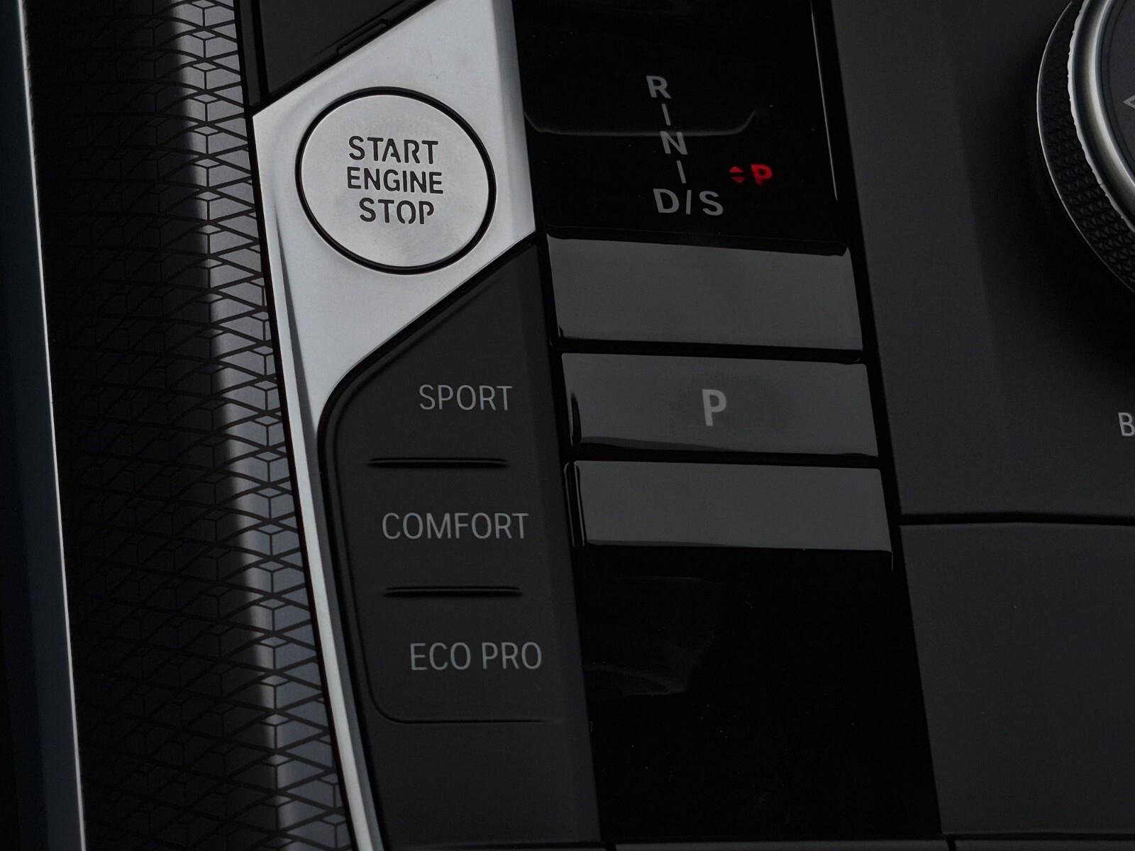 New 2026 BMW 330i xDrive Sedan w/ M Sport Package image 23