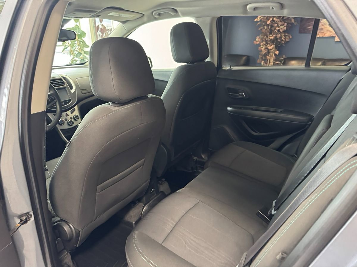 Used 2015 Chevrolet Trax LT FWD image 40