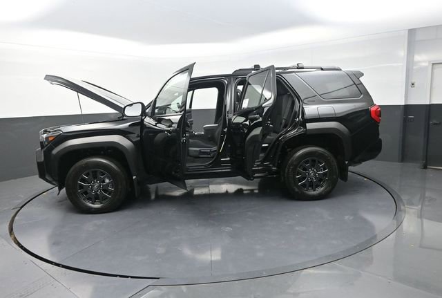 New 2025 Toyota 4Runner SR5 AWD/4WD image 38