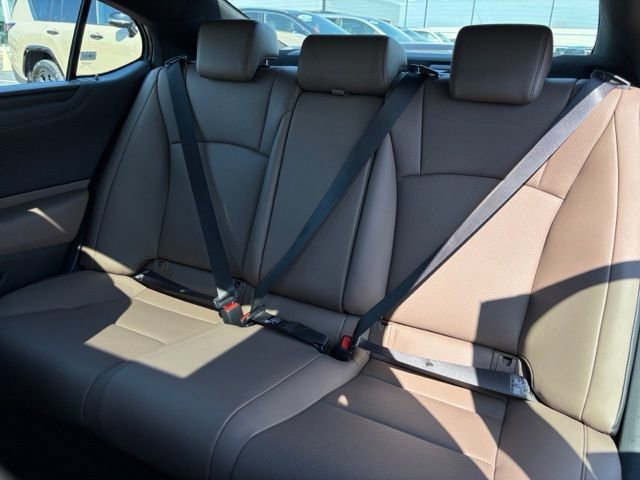 Used 2025 Lexus ES 350 w/ Premium Package image 25