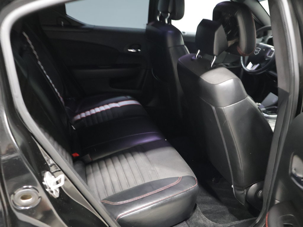 Used 2013 Dodge Avenger R/T FWD image 19