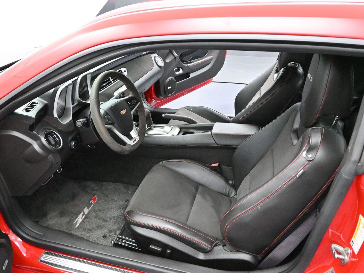 Used 2013 Chevrolet Camaro ZL1 image 9