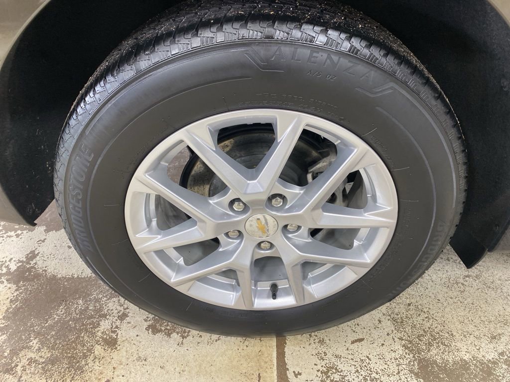 Used 2023 Chevrolet Equinox LT image 15