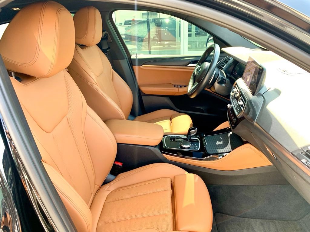 Used 2023 BMW X4 xDrive30i w/ M Sport Package AWD/4WD image 29