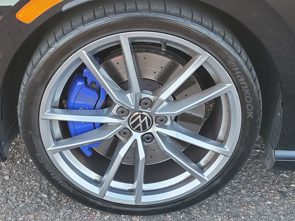 Used 2024 Volkswagen Golf R AWD/4WD image 21