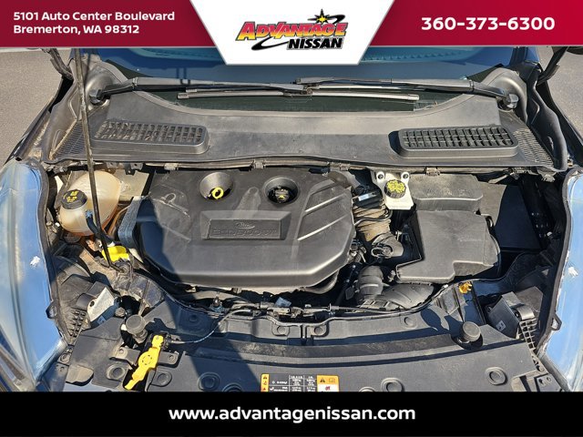 Used 2017 Ford Escape Titanium image 29