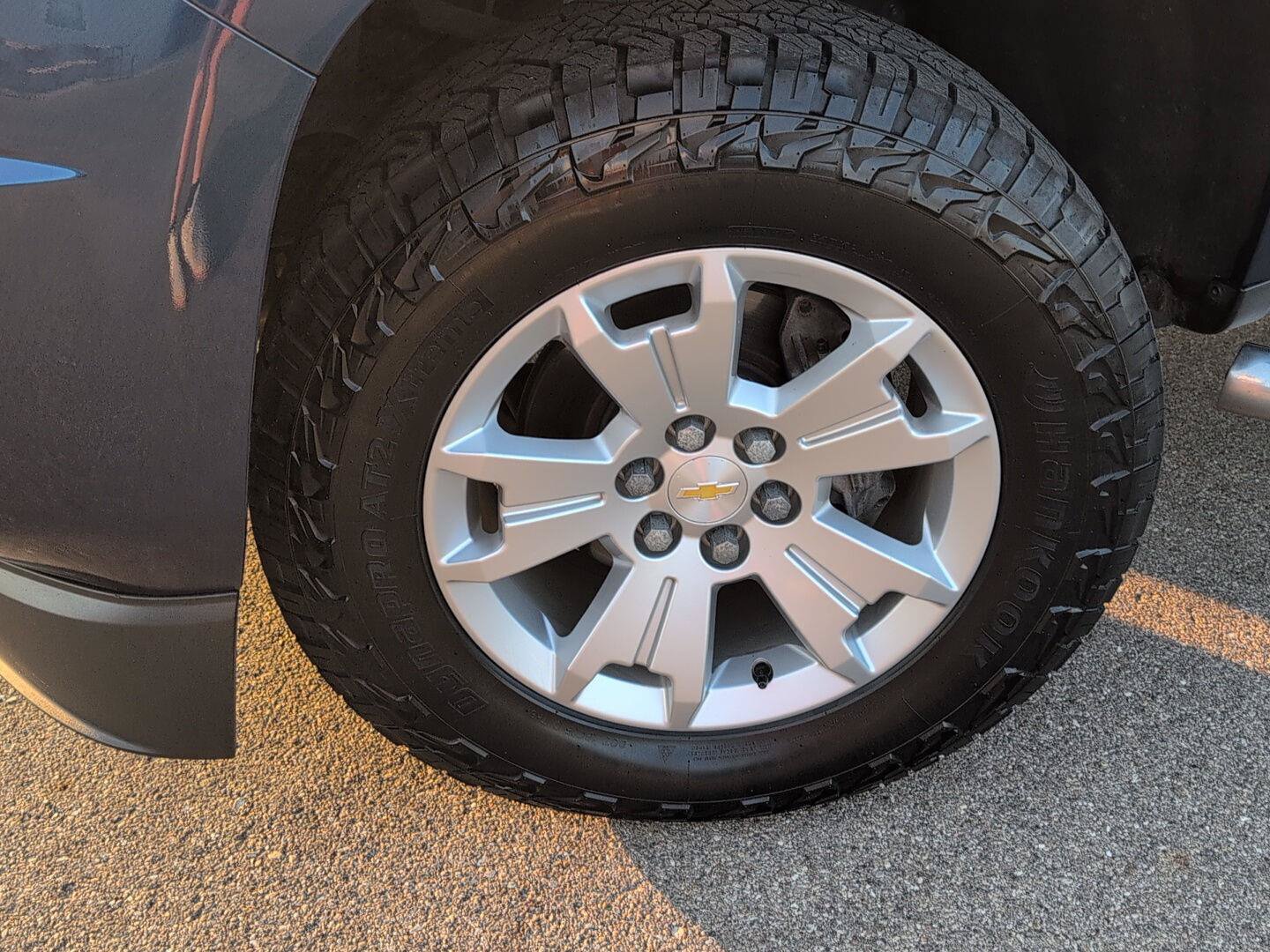 Used 2019 Chevrolet Colorado LT w/ LT Convenience Package AWD/4WD image 11