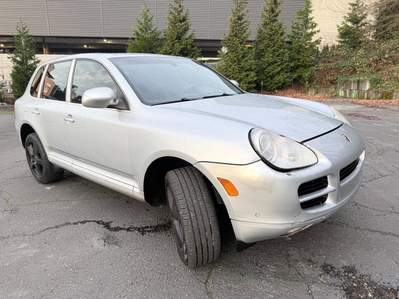 Used 2005 Porsche Cayenne S image 40