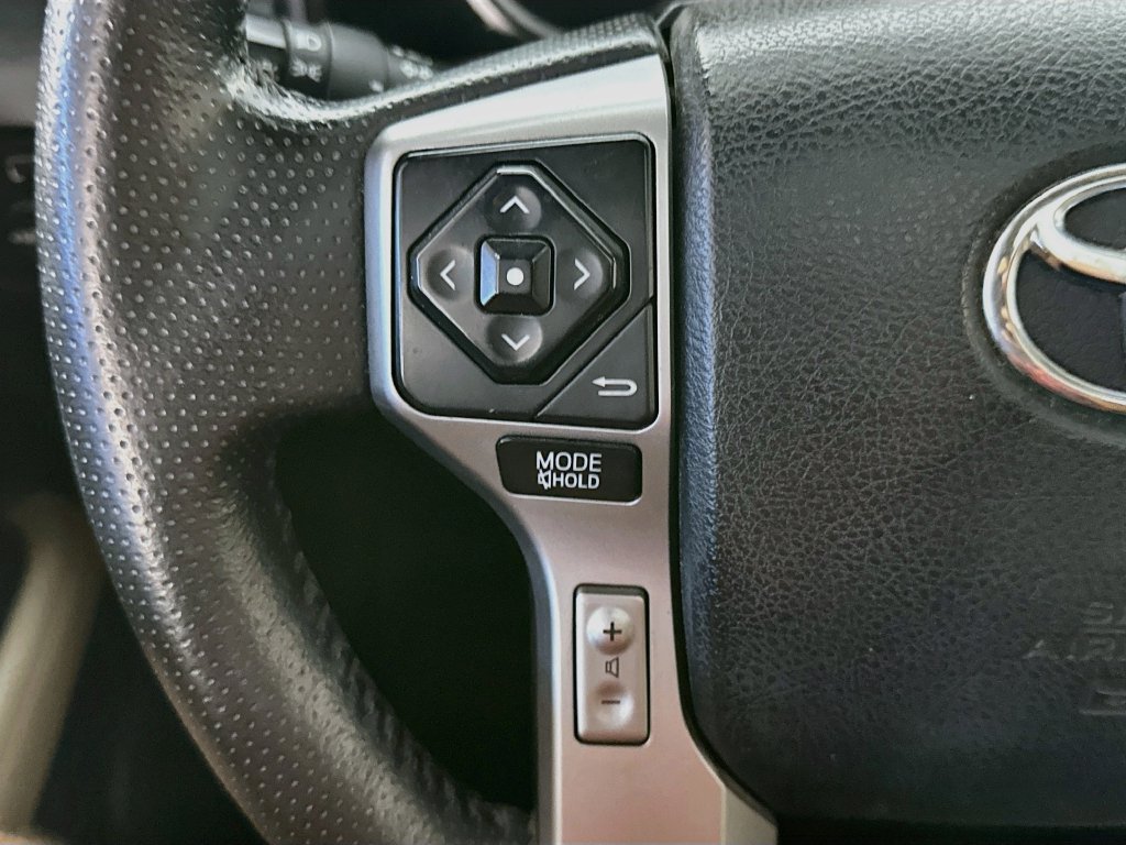 Used 2016 Toyota 4Runner SR5 Premium AWD/4WD image 26
