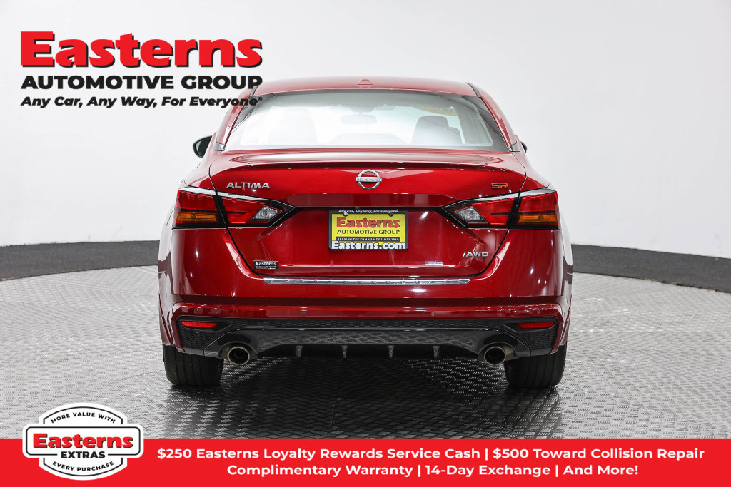 Used 2023 Nissan Altima 2.5 SR w/ SR Premium Package AWD/4WD image 7