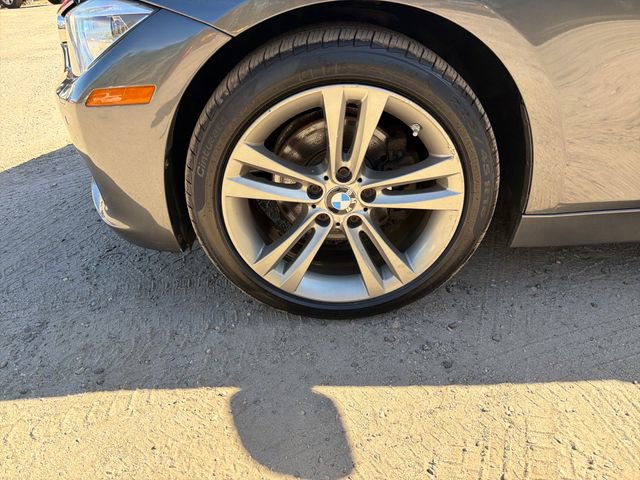 Used 2015 BMW 328i xDrive Wagon AWD/4WD image 33
