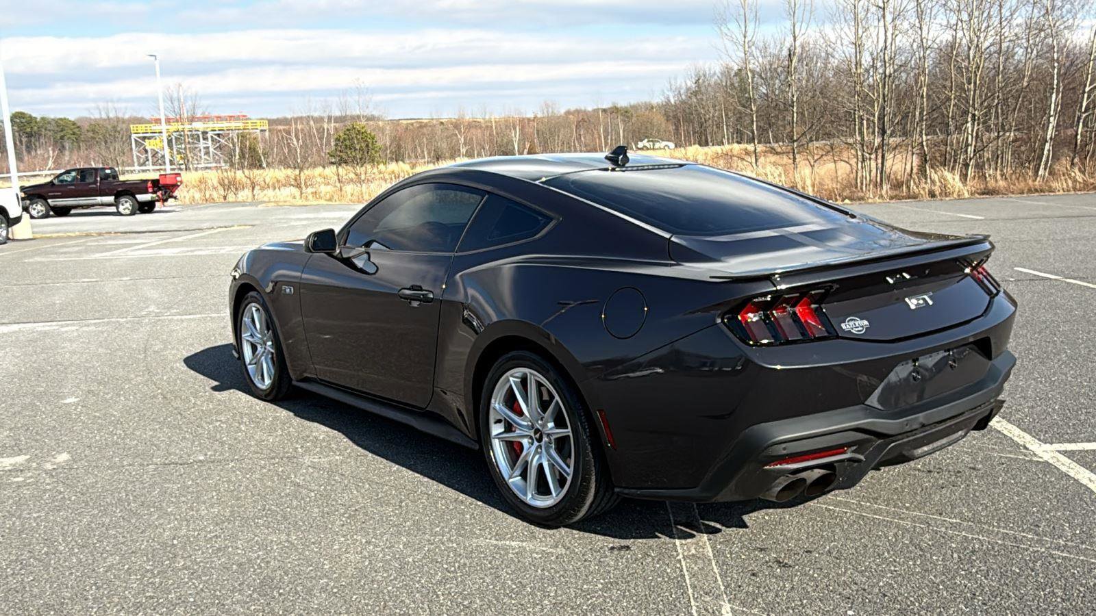 Used 2024 Ford Mustang GT Premium image 10