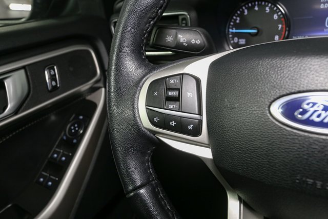 Used 2023 Ford Explorer XLT w/ Equipment Group 202A image 30