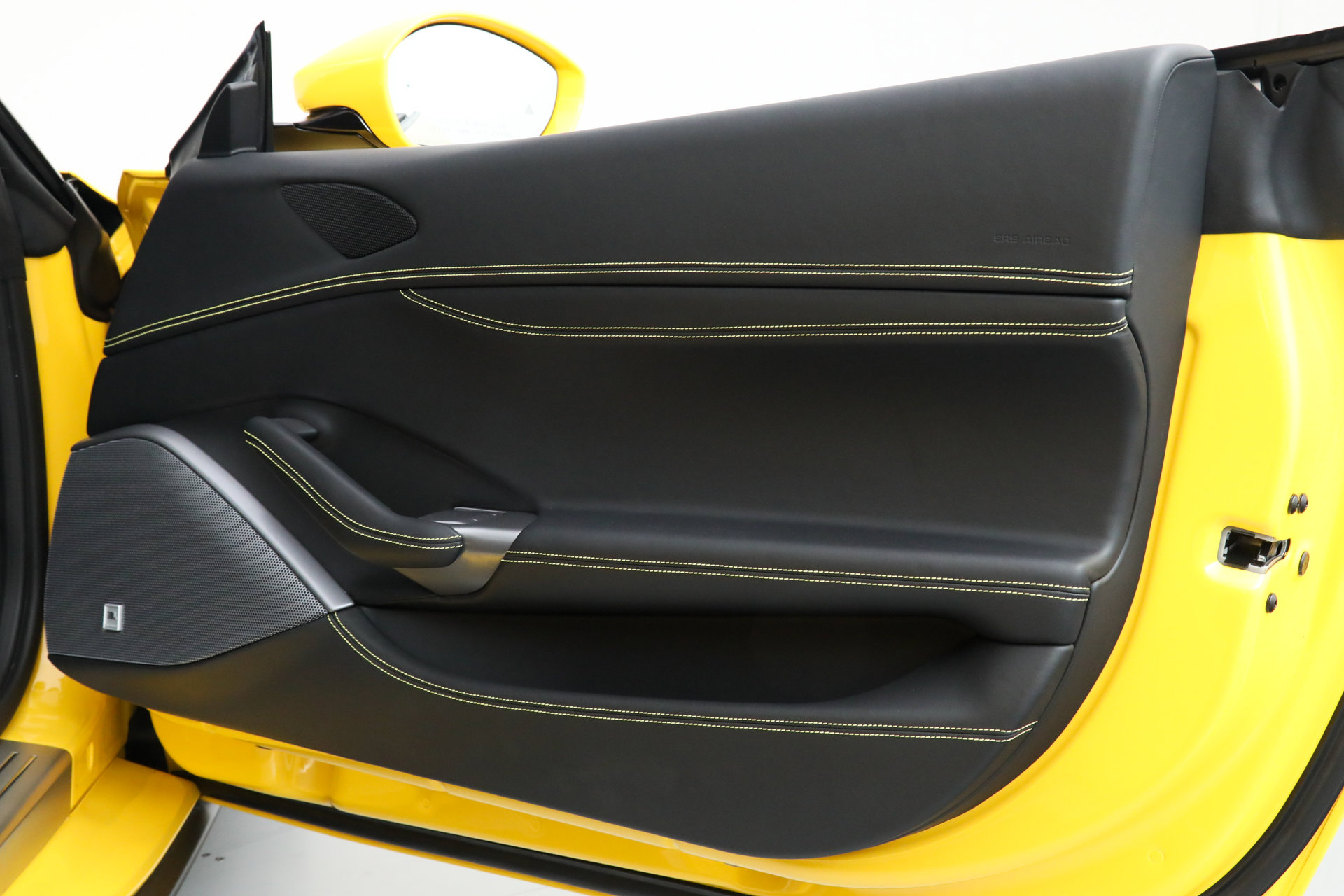 Certified 2023 Ferrari Portofino M image 19