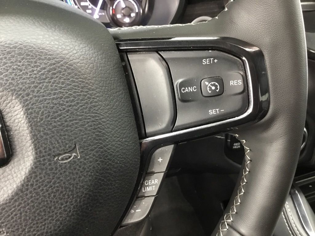 Used 2022 RAM 1500 Limited w/ Body-Colour Bumper Group image 16