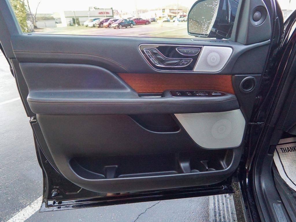 Used 2023 Lincoln Navigator L Black Label AWD/4WD image 20
