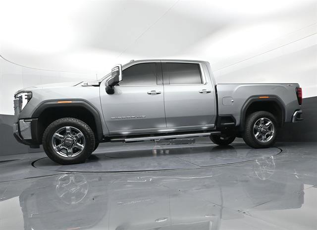 Used 2025 GMC Sierra 2500 SLT w/ SLT Premium Package image 32
