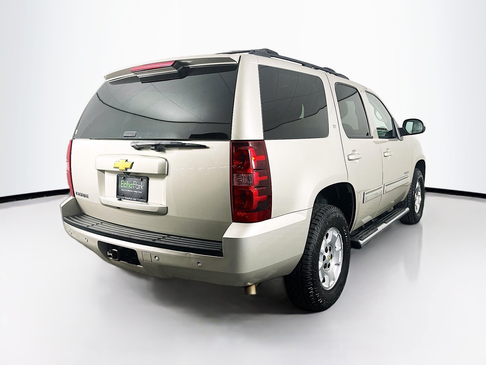 Used 2014 Chevrolet Tahoe LT w/ Luxury Package AWD/4WD image 9