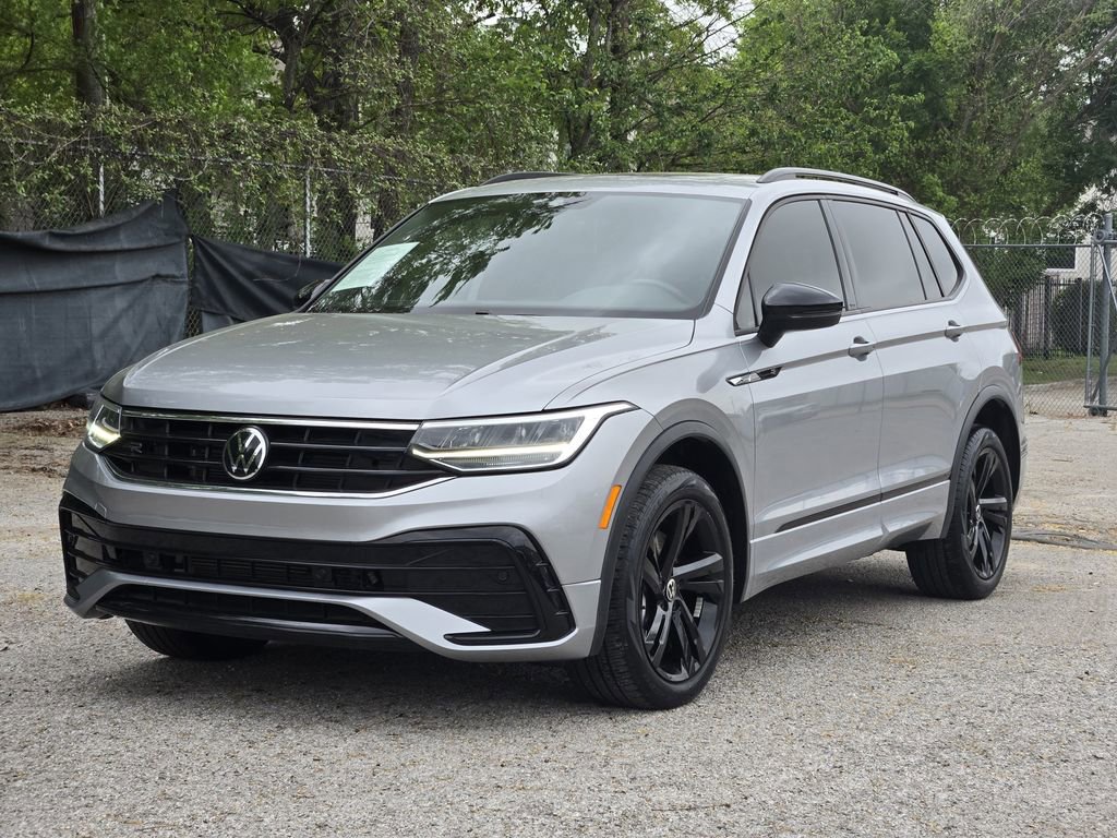 Used 2023 Volkswagen Tiguan SE R-Line image 6