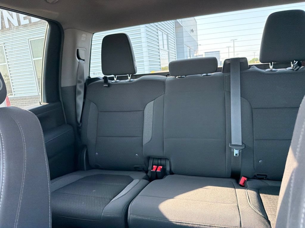 Used 2022 GMC Sierra 2500 SLE w/ SLE Value Package; AWD/4WD image 19